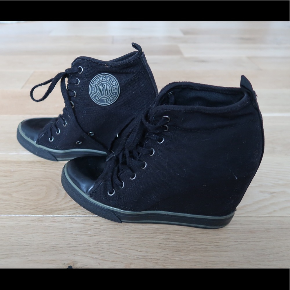 DKNY black sneaker wedges size 7.5